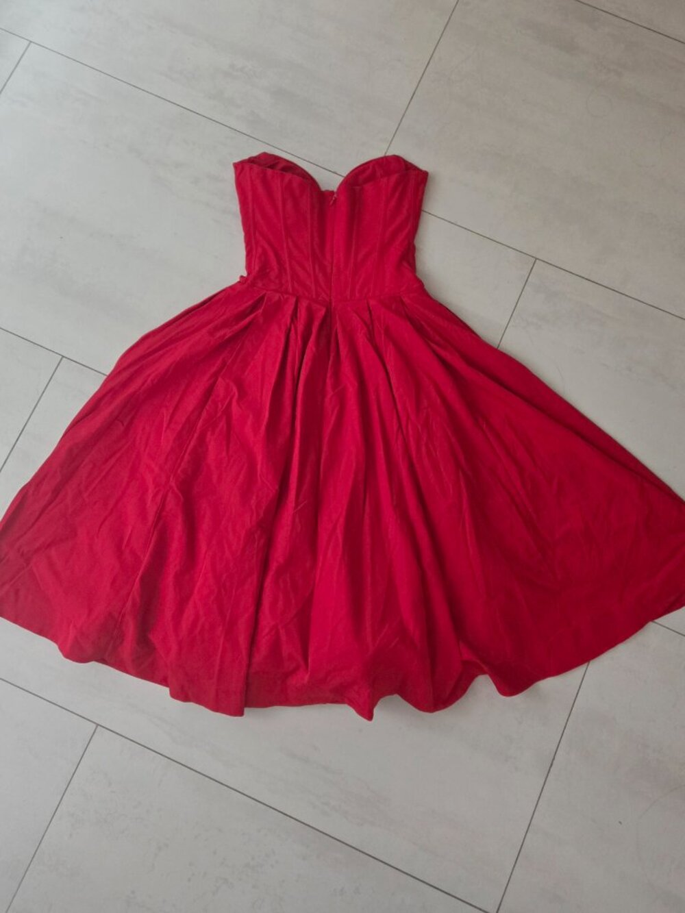 House of CB - Lady - Red Scarlet Corset Strapless Ballgown Dress - Picture 4 of 11